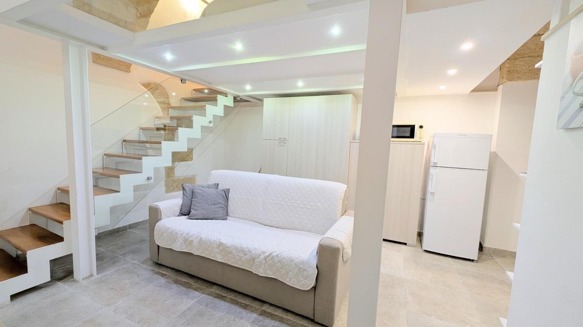 B&B Corte Regina Esther Veglie Εξωτερικό φωτογραφία